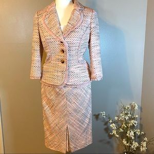 Gorgeous Phoebe Couture Pink tweed suit 2 piece s 6 Skirt W/ Blazer. Power Suit!